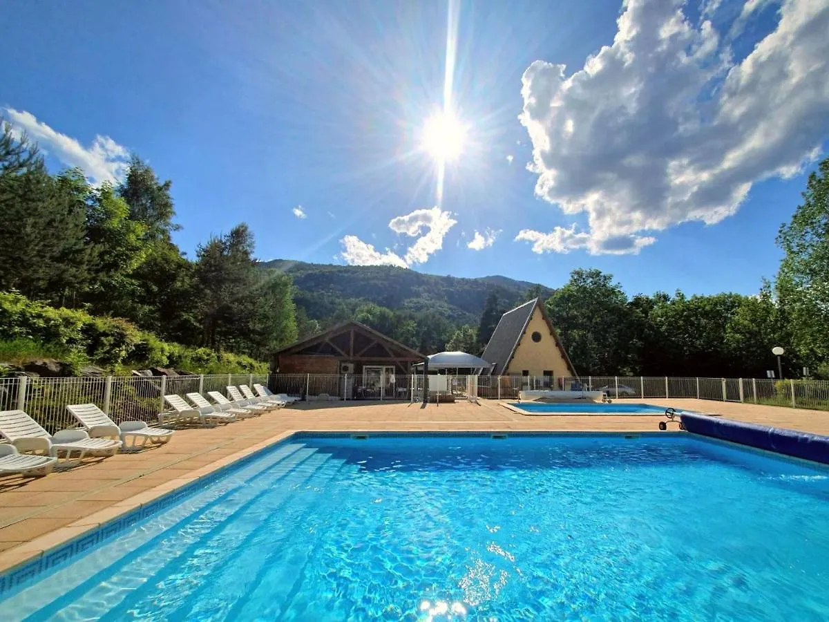 Village De Chalets Et Camping La Pierre De L'Aigle La Breole France